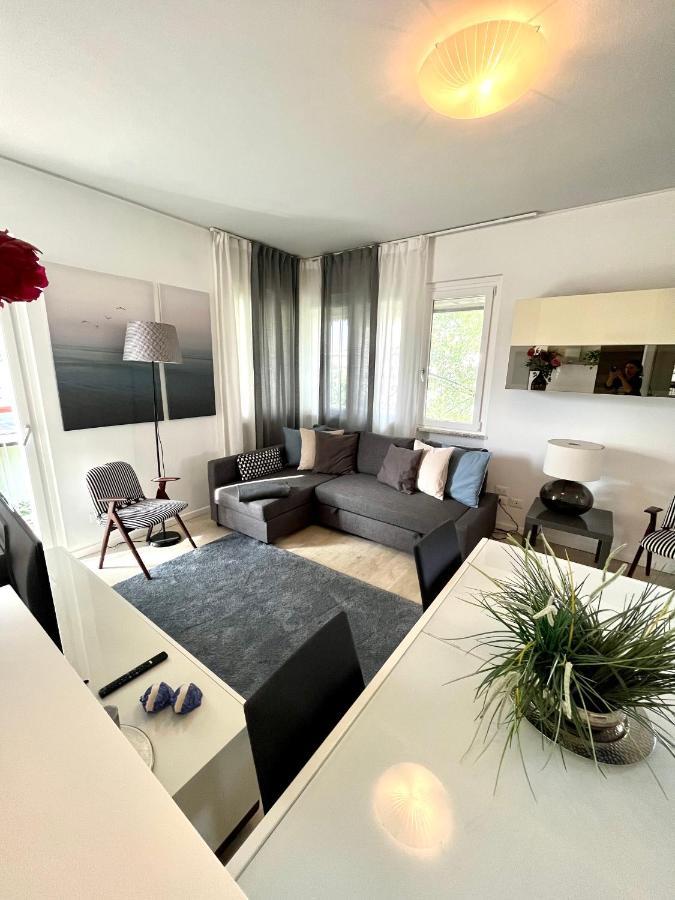 Your Familyapartment In Sirmione Exterior photo