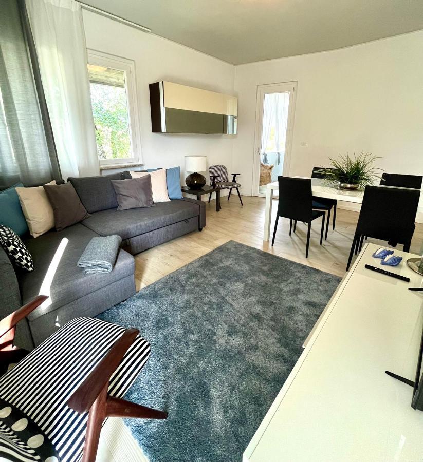 Your Familyapartment In Sirmione Exterior photo