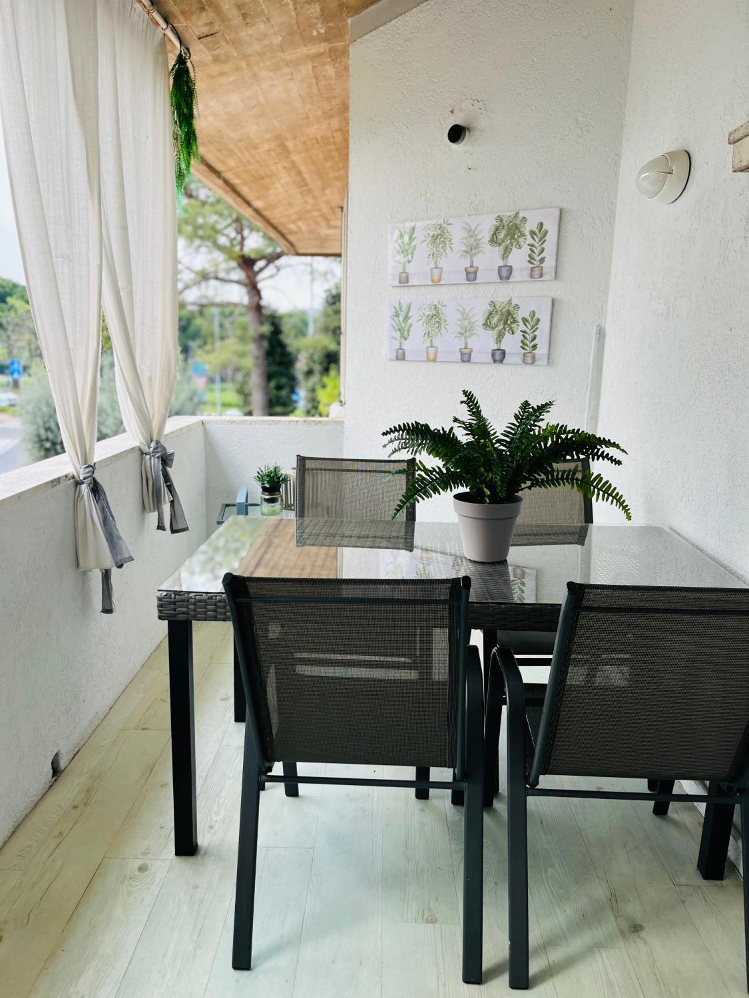 Your Familyapartment In Sirmione Exterior photo