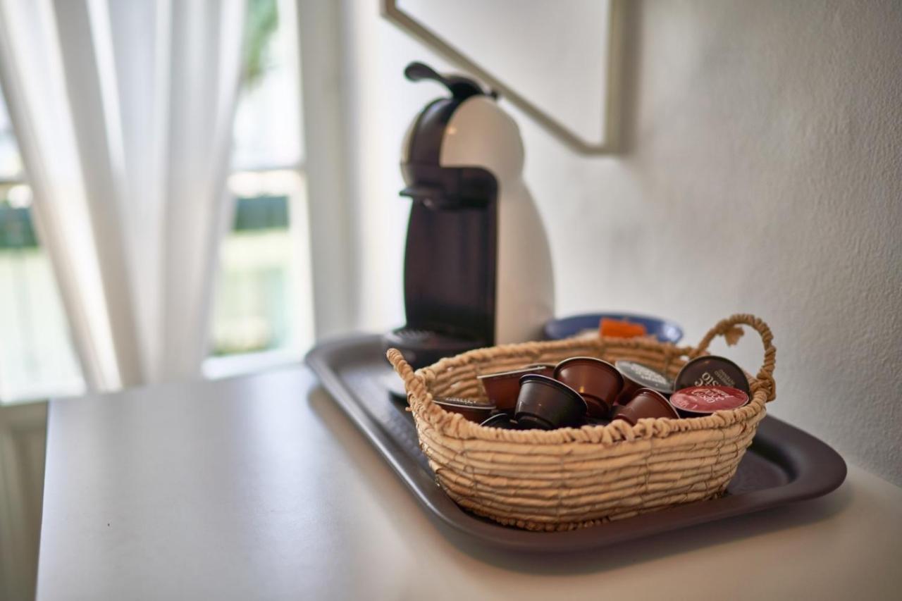 Your Familyapartment In Sirmione Exterior photo